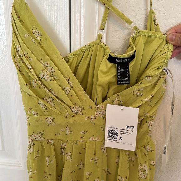 Forever 21 Dress - Picture 4 of 8